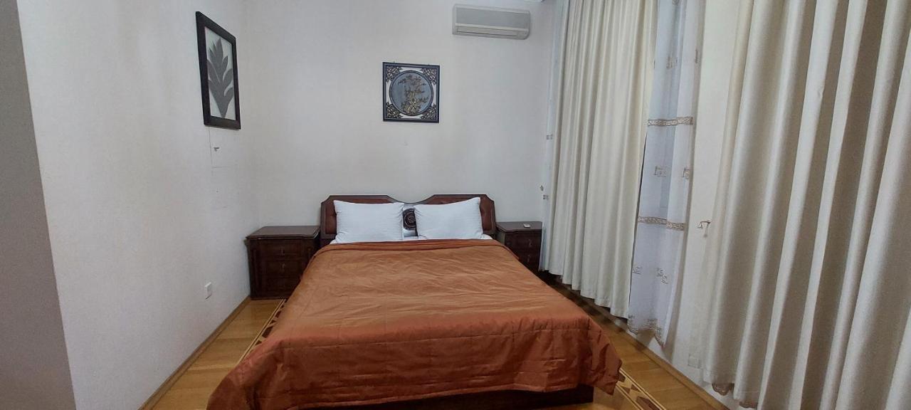 Azneft Royal Suite Apartment Sea View Баку Екстер'єр фото