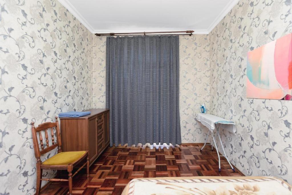 Azneft Royal Suite Apartment Sea View Баку Екстер'єр фото