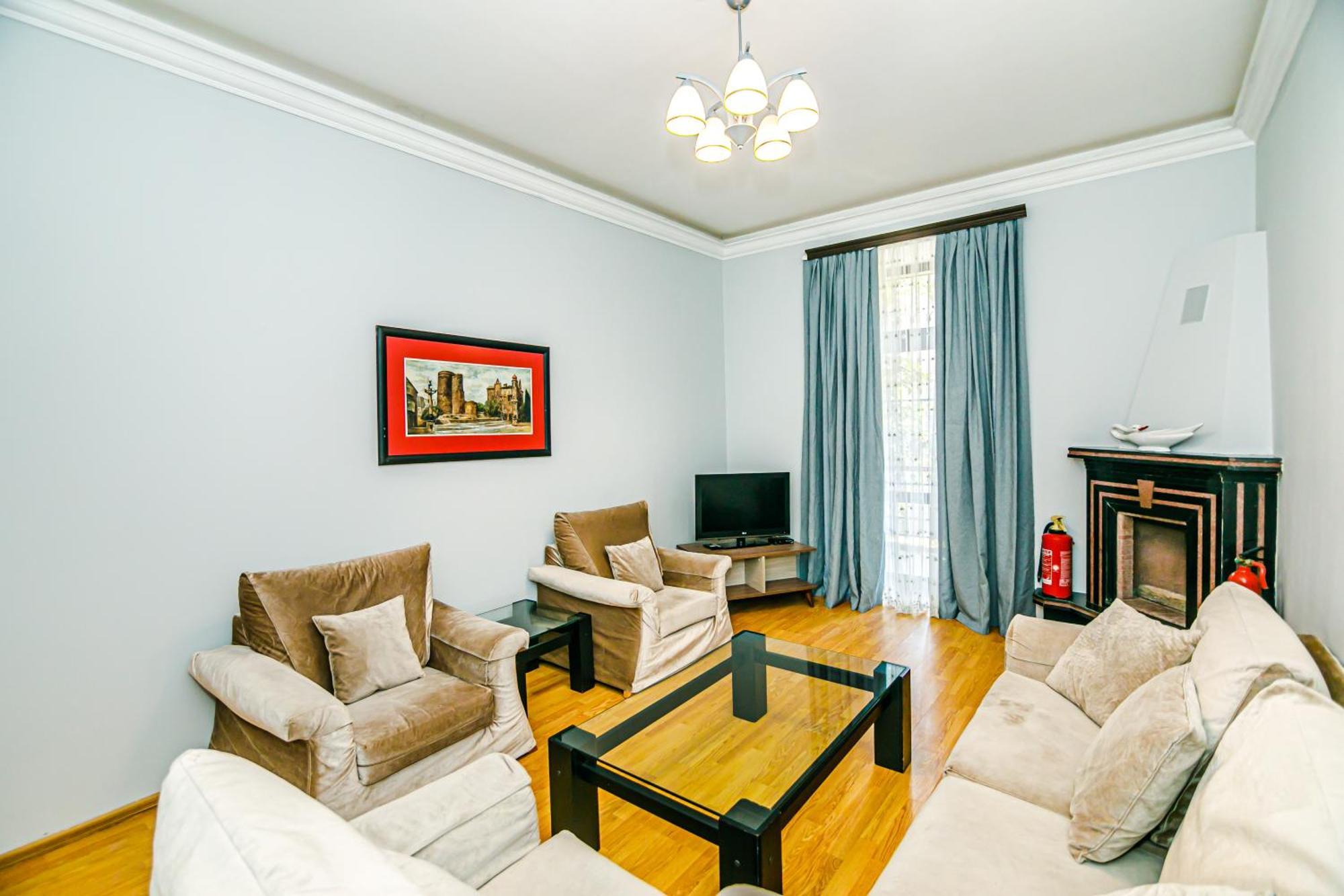 Azneft Royal Suite Apartment Sea View Баку Екстер'єр фото