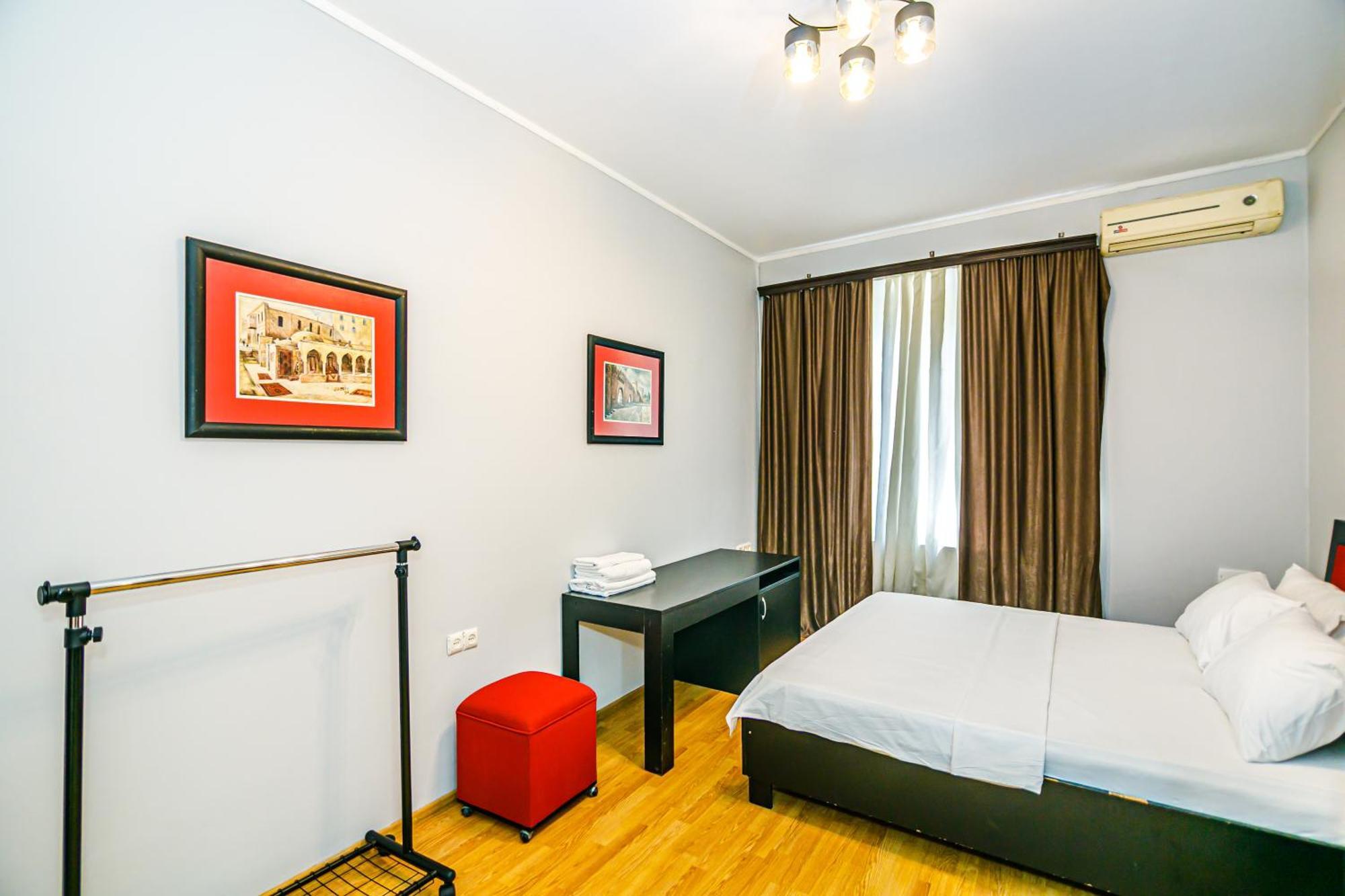 Azneft Royal Suite Apartment Sea View Баку Екстер'єр фото