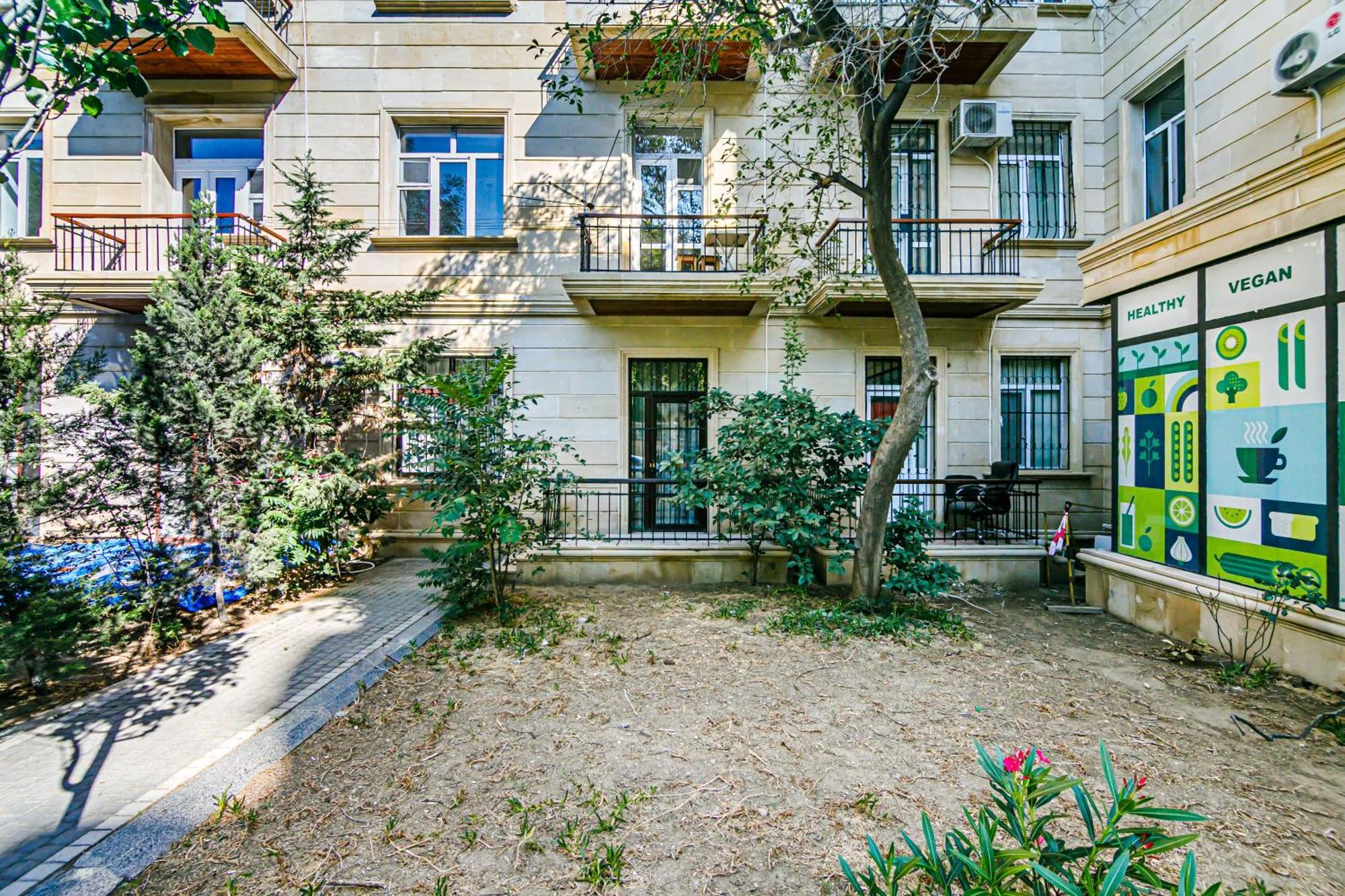 Azneft Royal Suite Apartment Sea View Баку Екстер'єр фото